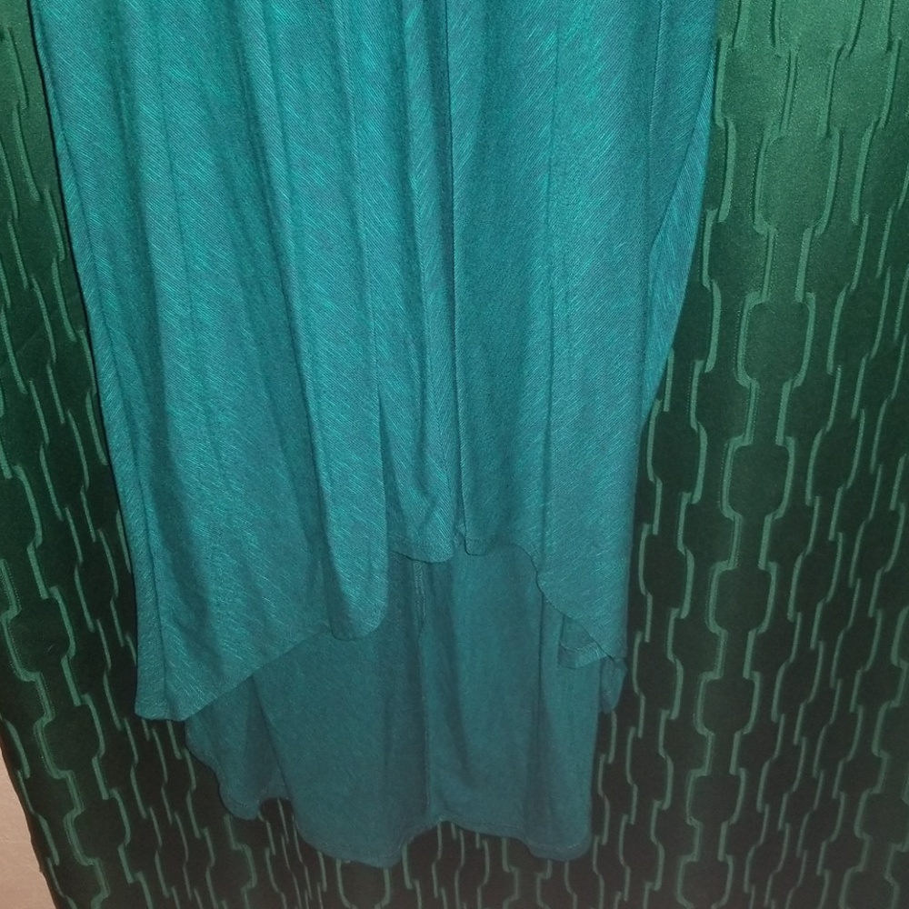 High-Low Dress - Picture 3 of 7
